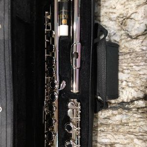 Used Flute